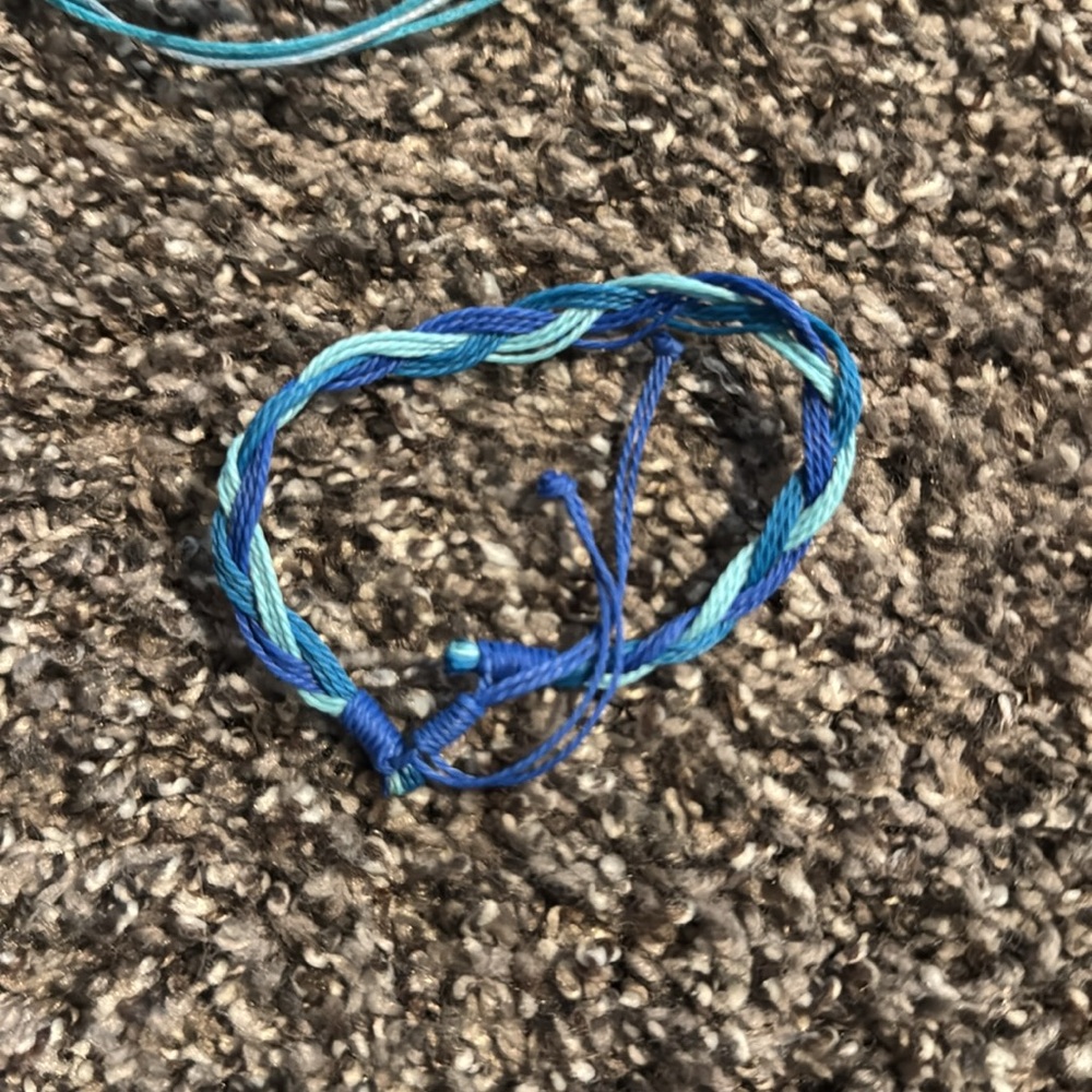 Colorful String Bracelets Set - Picture 2 of 10